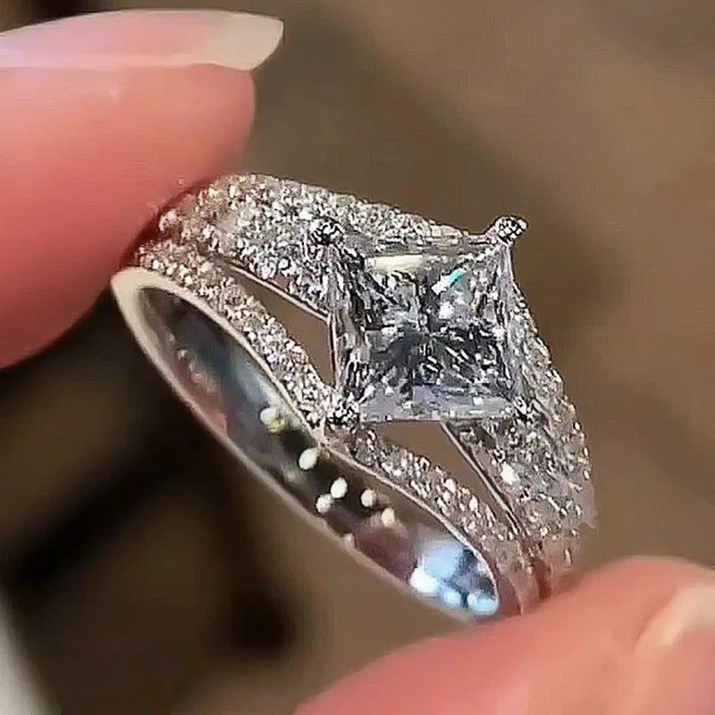 Stunning Ring for Daily Wear