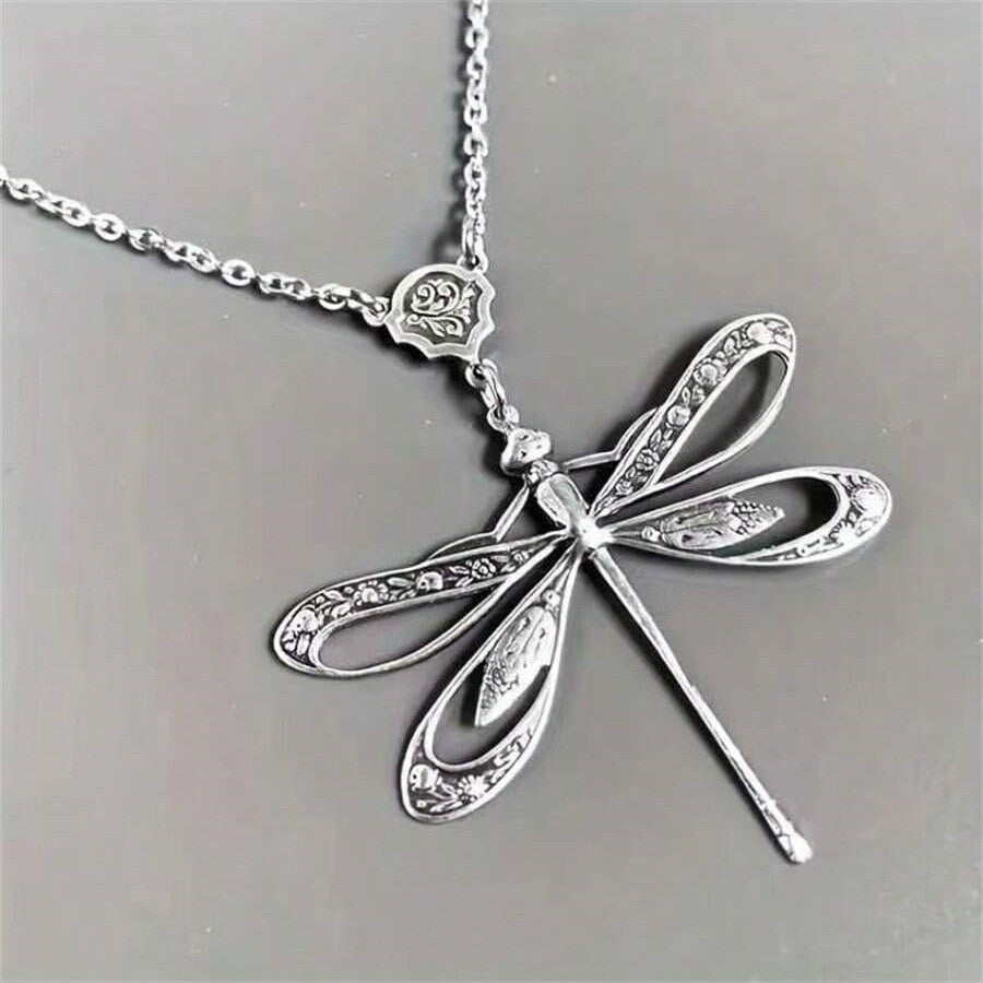 Stunning Necklace for Daily Wear