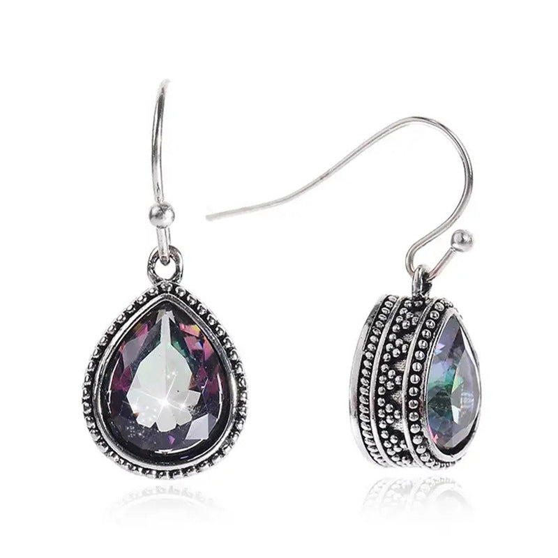 Romantic Gold Earring for Special Moments