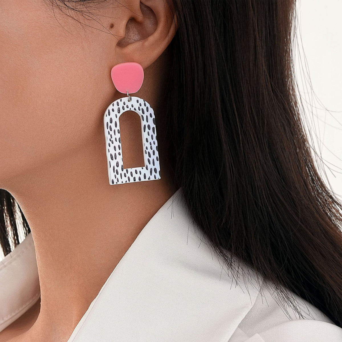 Classic Earring with Timeless Appeal