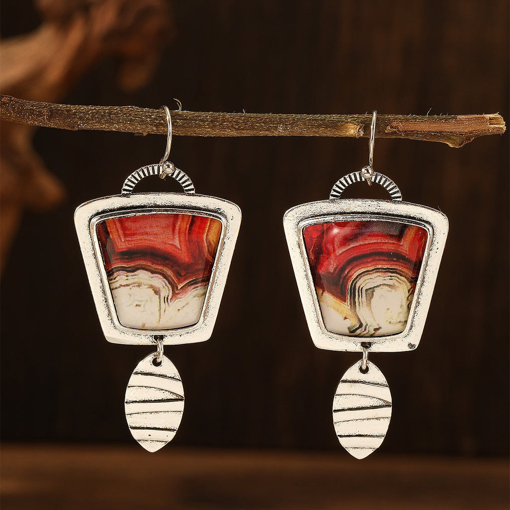 Classic Earring with Timeless Appeal