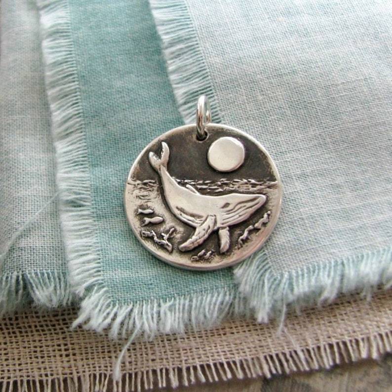 Classic Silver Necklace with Timeless Appeal