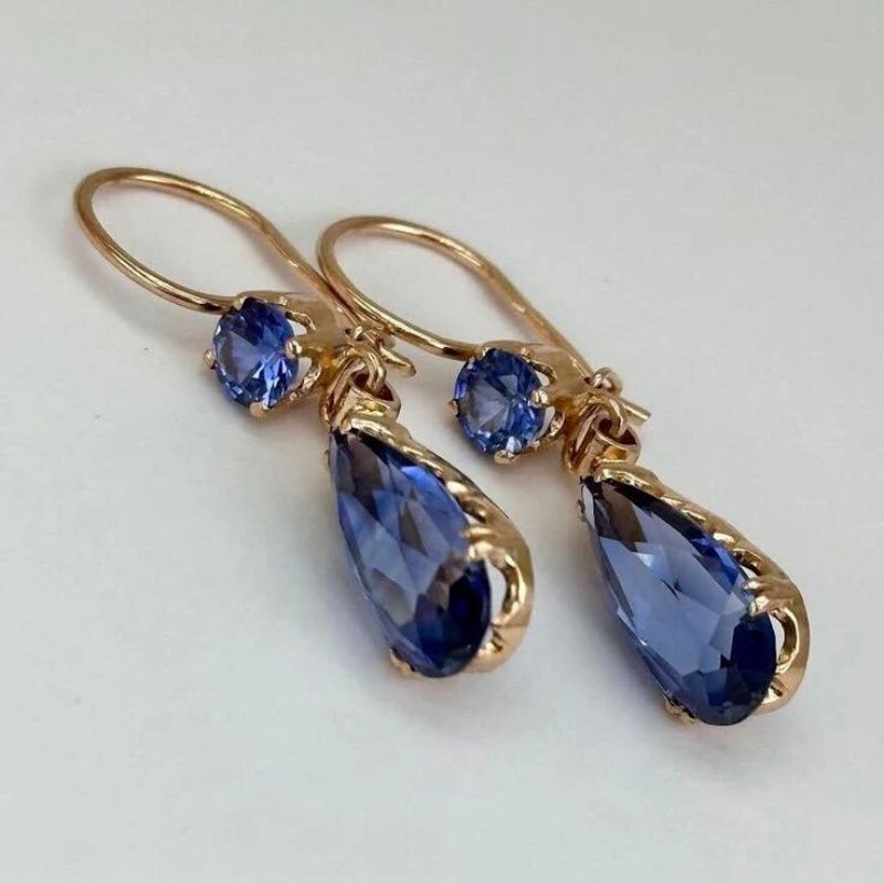 Charming Earring for Any Occasion