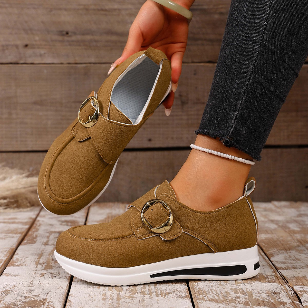 Graceful Orthopedic Shoes for Modern Look