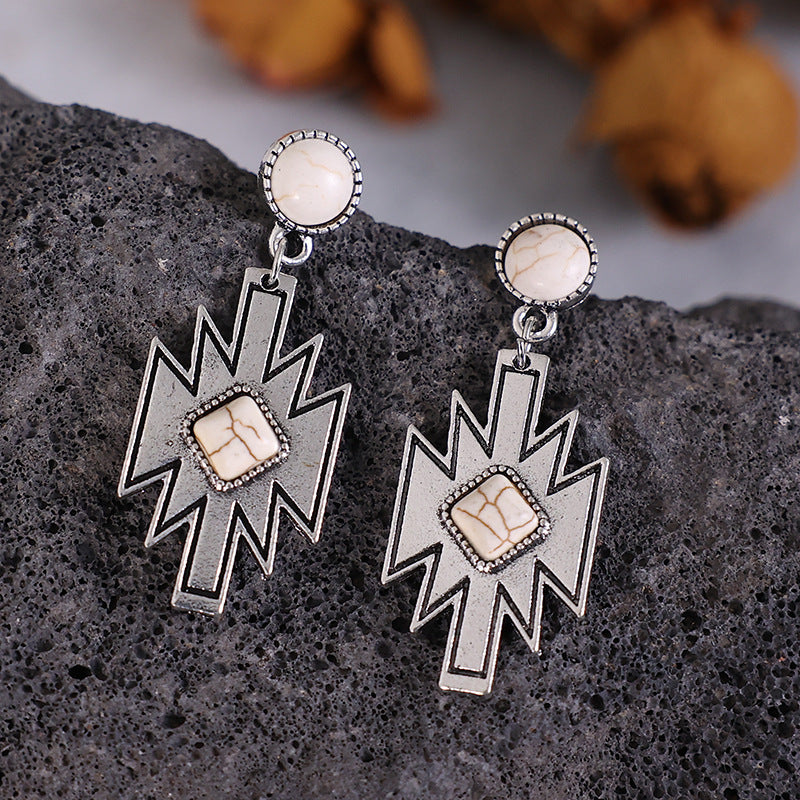 Elegant Earring for Every Occasion