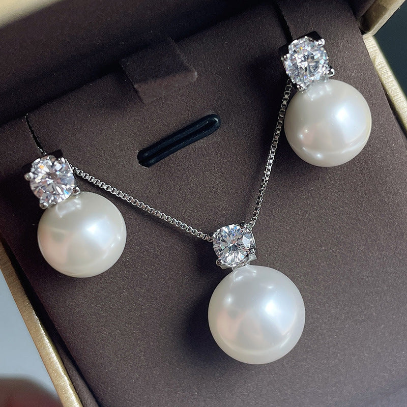 Elegant Pearl Necklace for Every Occasion
