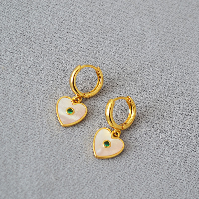 Beautiful Gold Earring with Unique Style