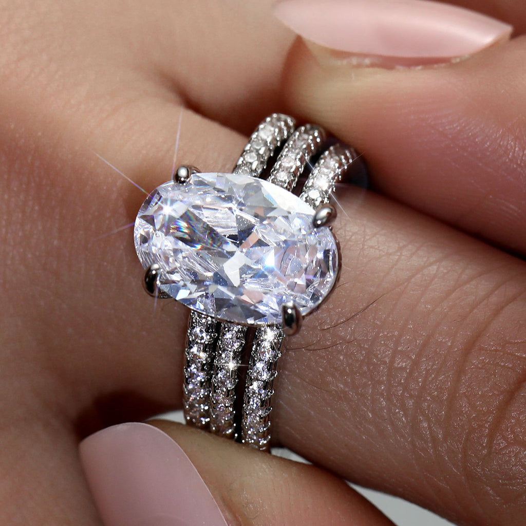 Charming Piece for Any Occasion