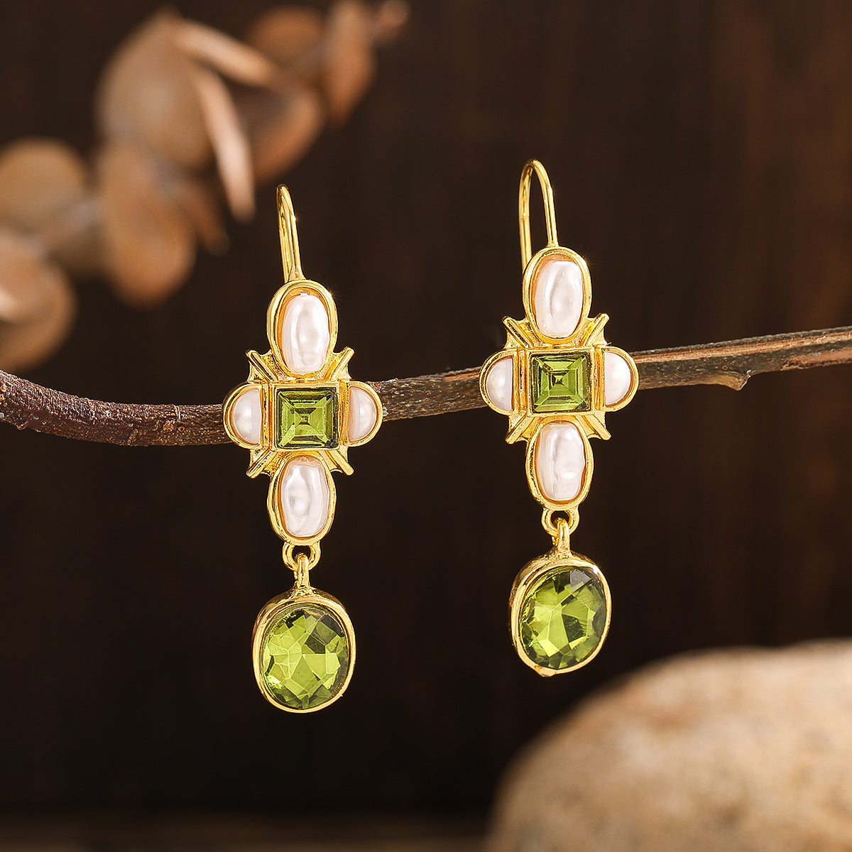 Charming Earring for Any Occasion