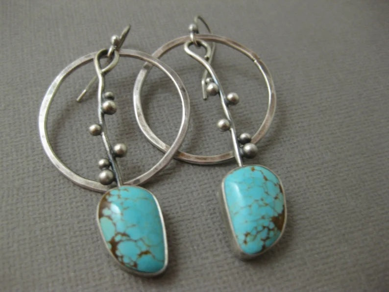 Charming Earring for Any Occasion
