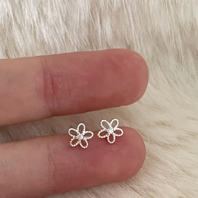 Romantic Earring for Special Moments