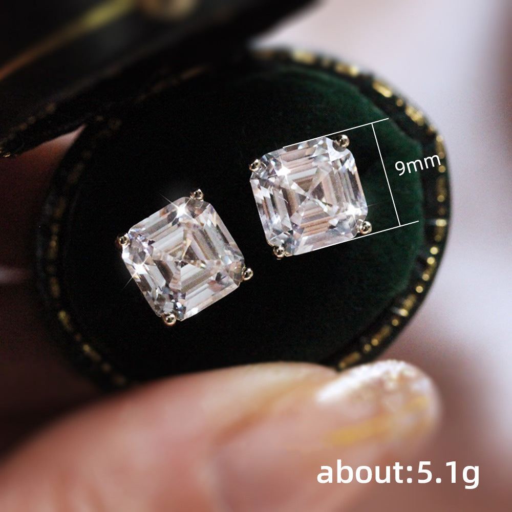 Classic Earring with Timeless Appeal