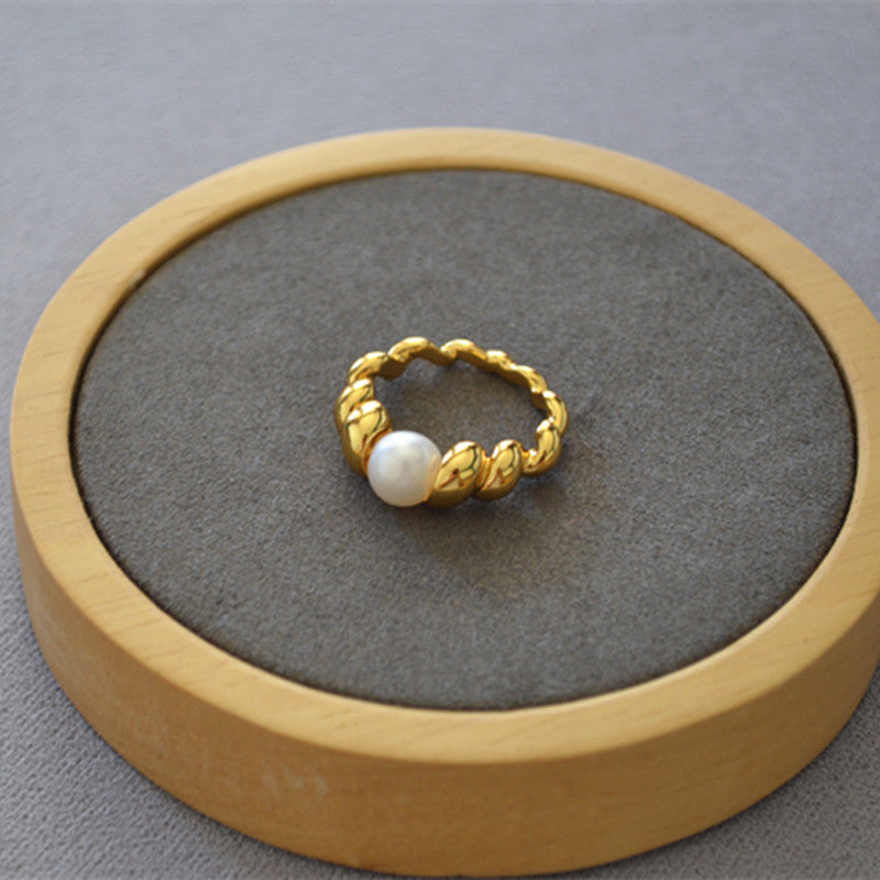 Elegant Gold Ring for Every Occasion