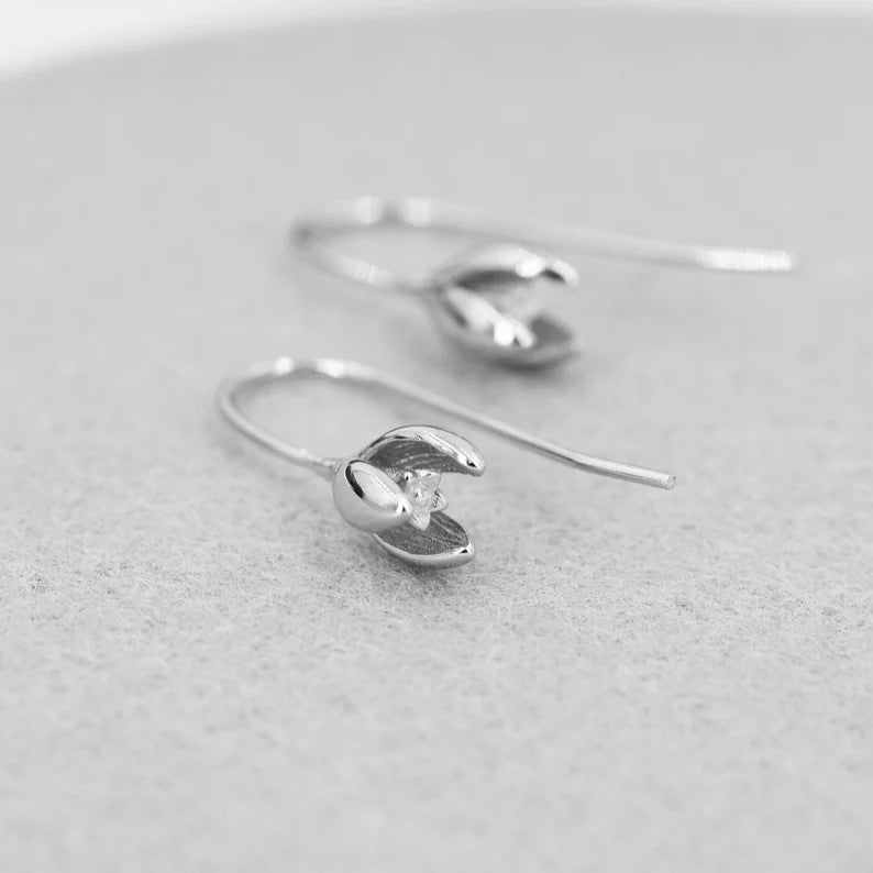 Elegant Silver Earring for Every Occasion