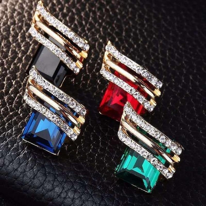 Stunning Earring for Daily Wear