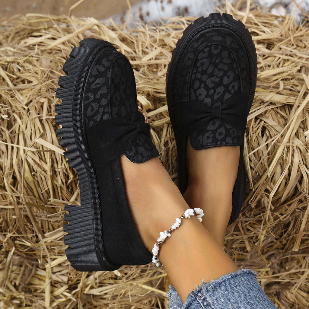 Graceful Orthopedic Shoes for Modern Look