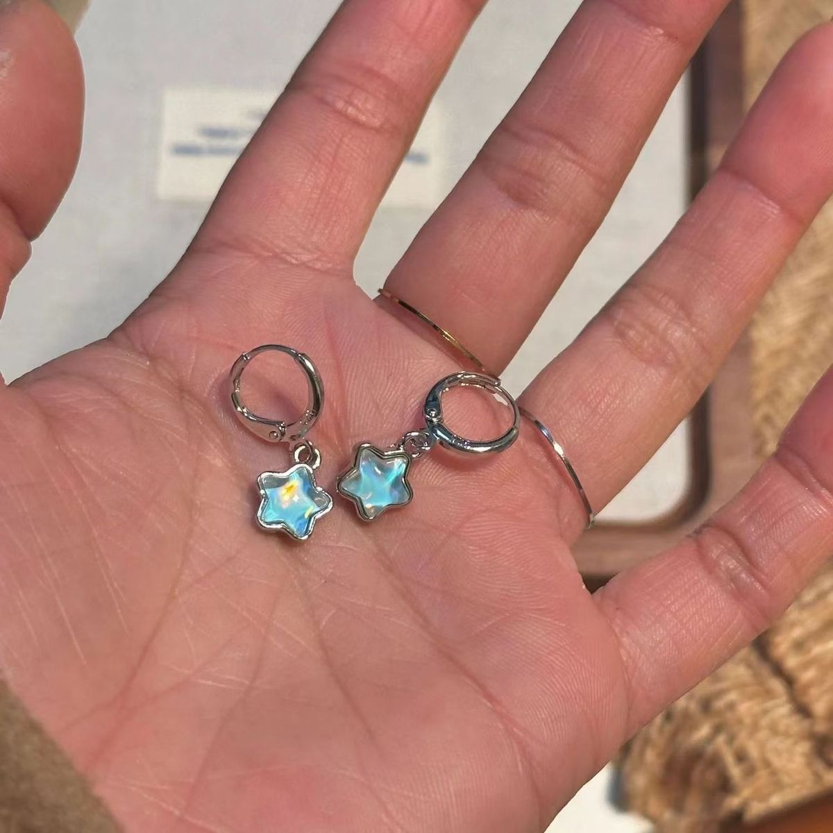 Charming Earring for Any Occasion