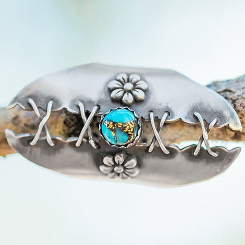 Romantic Silver Ring for Special Moments