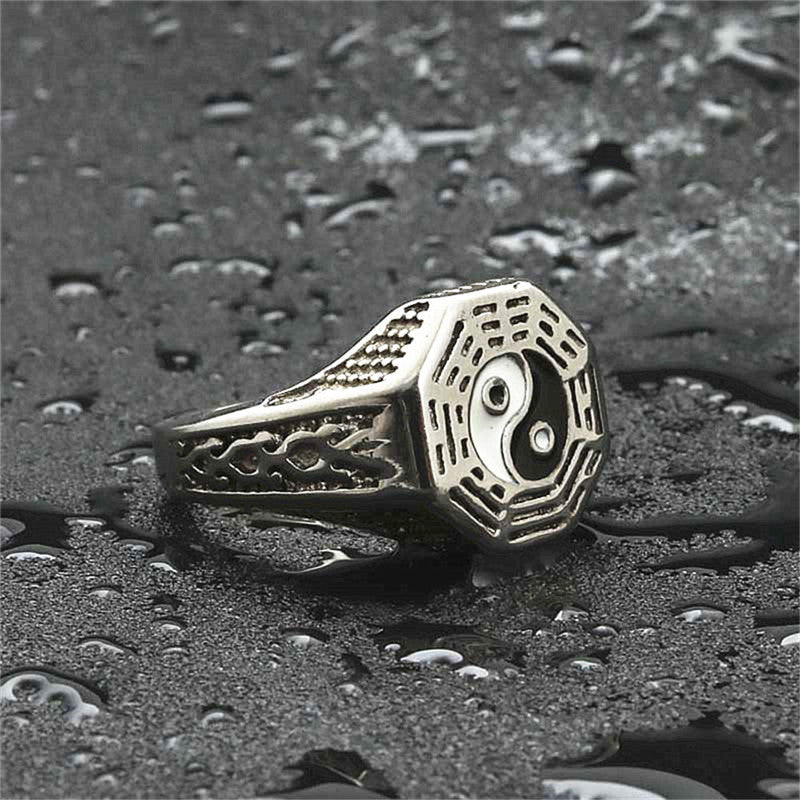 Beautiful Ring with Unique Style