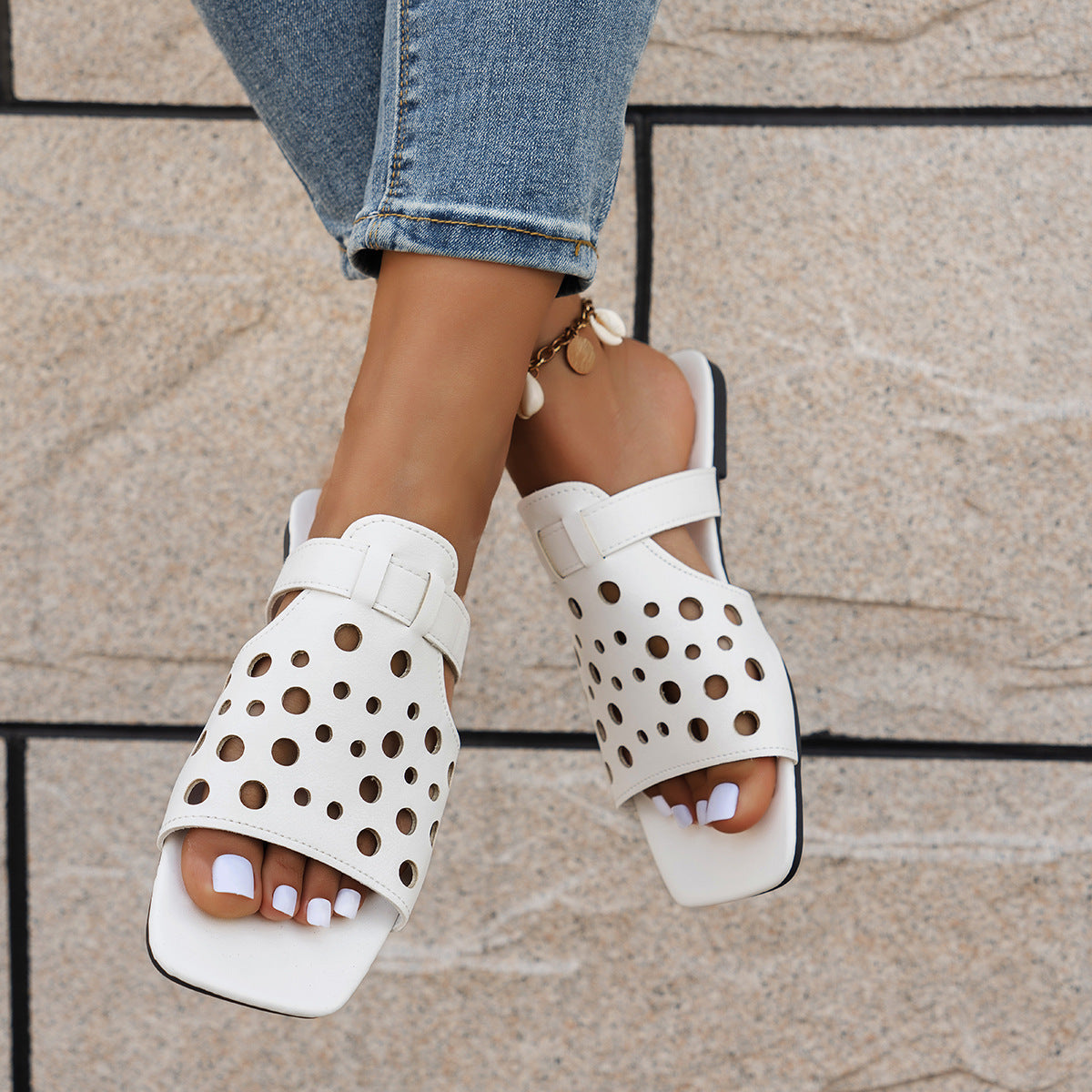 Chic Orthopedic Sandals with Unique Design