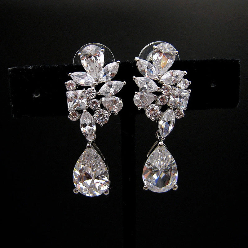Charming Earring for Any Occasion