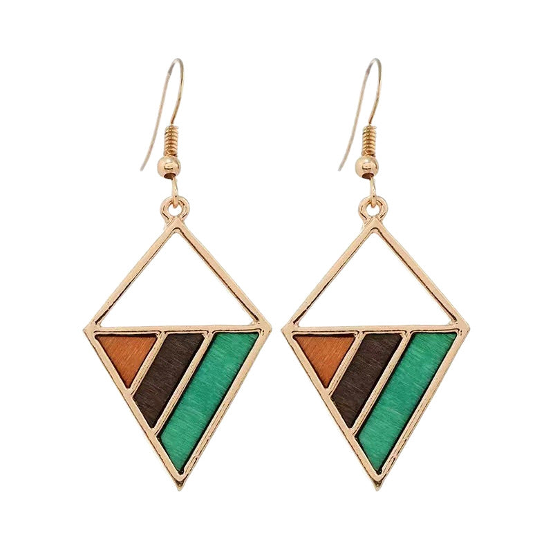 Classic Earring with Timeless Appeal