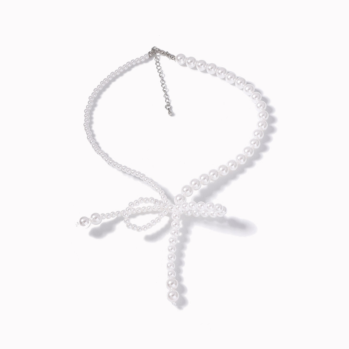 Beautiful Pearl Necklace with Unique Style