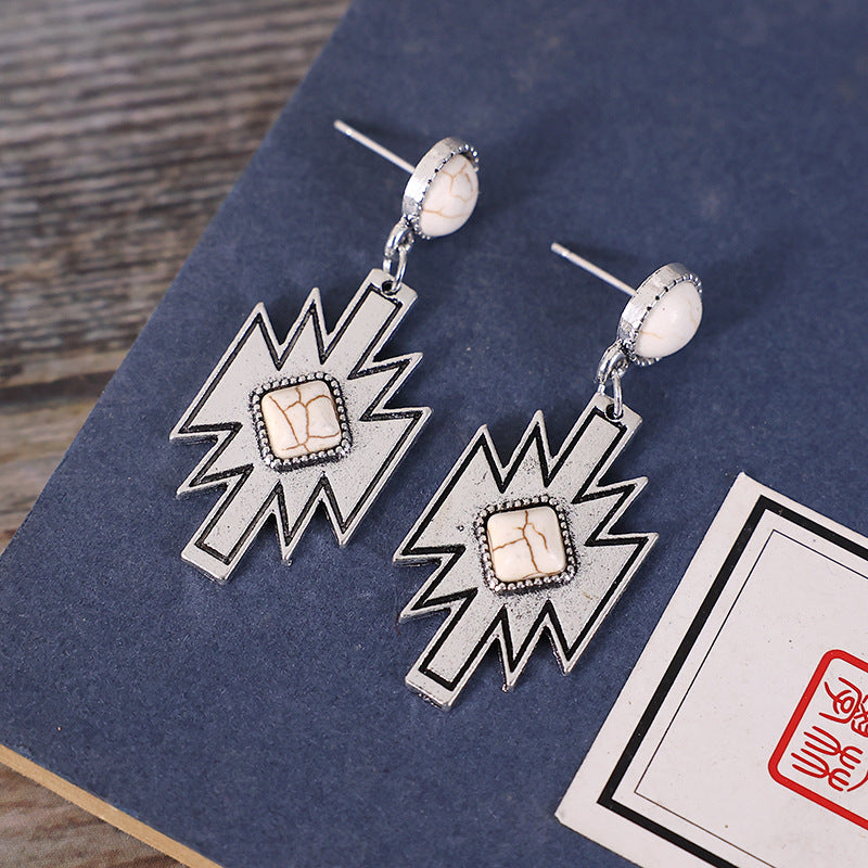 Elegant Earring for Every Occasion