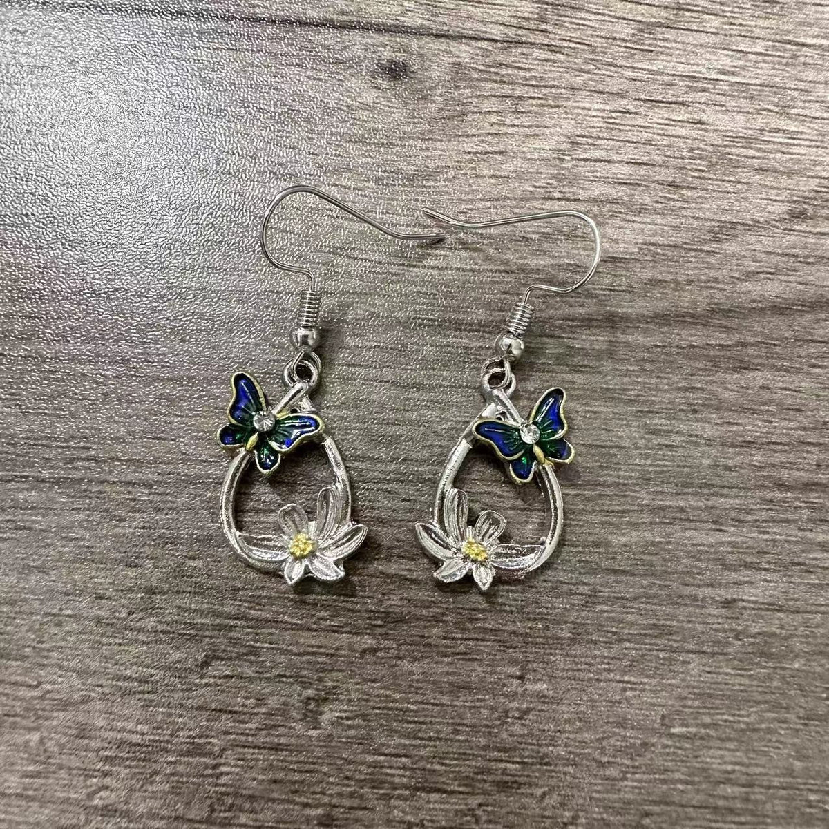 Elegant Earring for Every Occasion