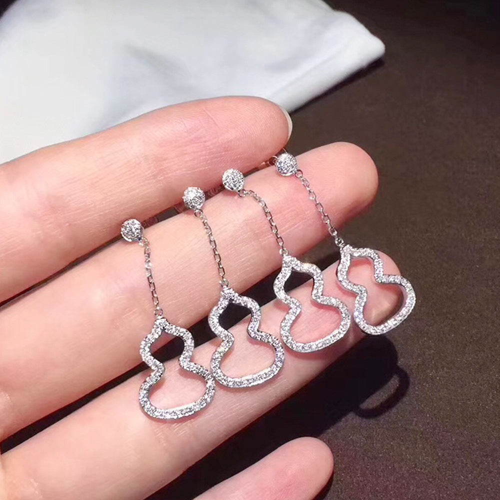 Classic Earring with Timeless Appeal