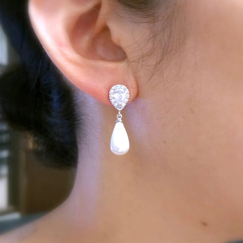 Stunning Pearl Earring for Daily Wear