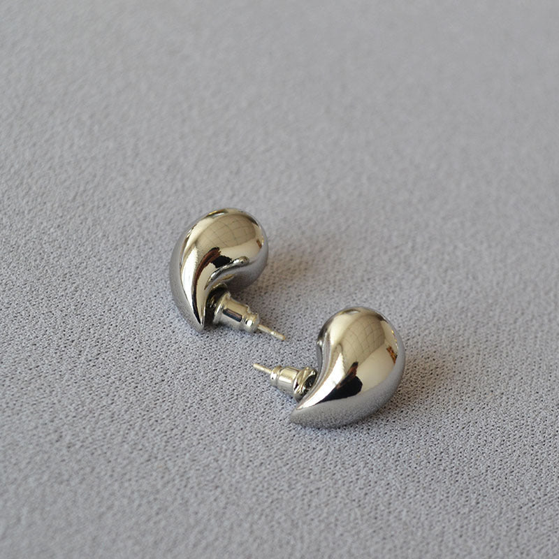 Elegant Gold Earring for Every Occasion