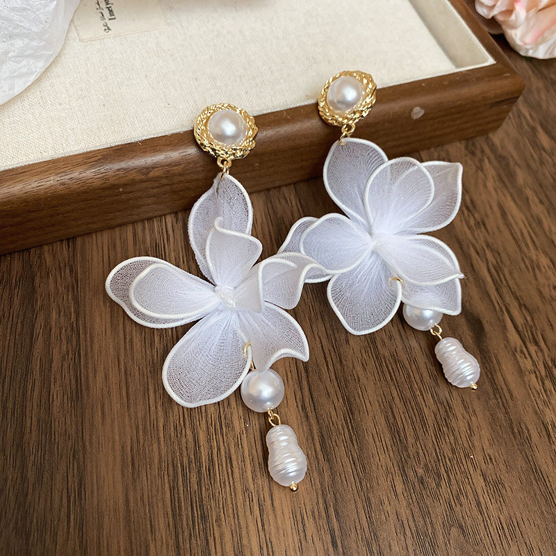 Stunning Pearl Earring for Daily Wear