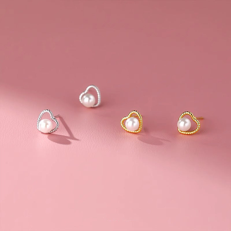 Romantic Pearl Earring for Special Moments