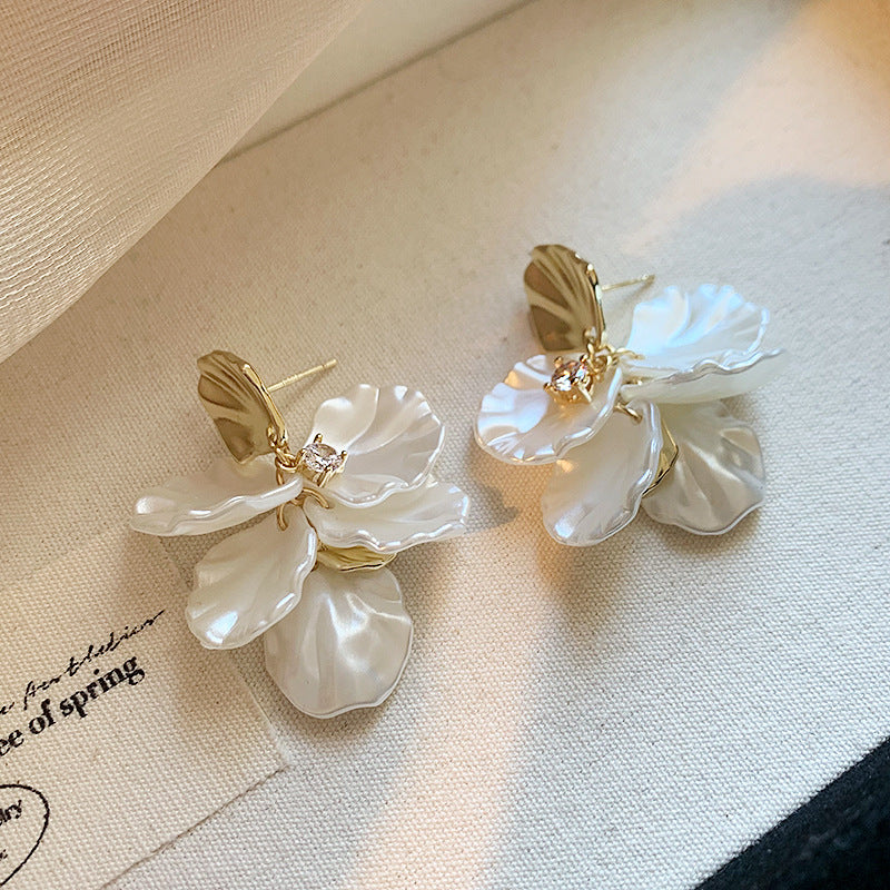 Elegant Earring for Every Occasion