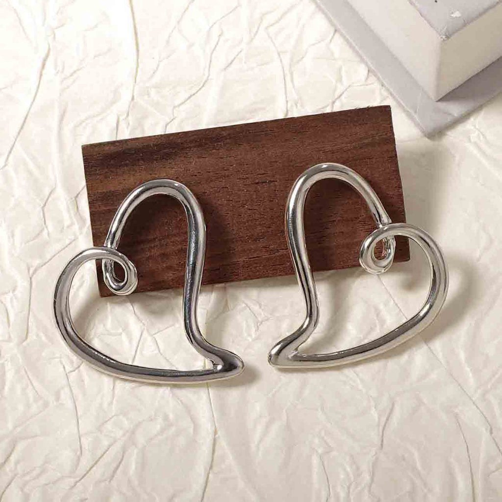 Classic Earring with Timeless Appeal