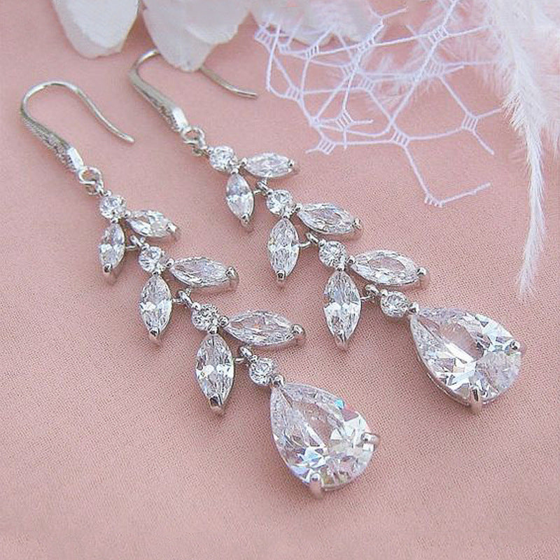 Charming Earring for Any Occasion
