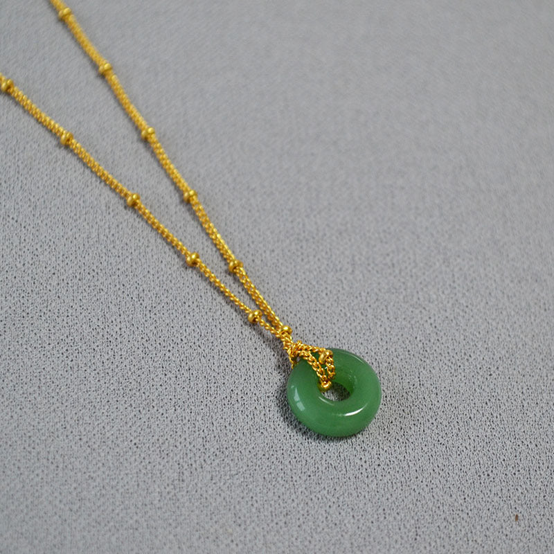 Romantic Gold Necklace for Special Moments