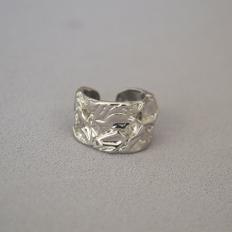 Charming Gold Ring for Any Occasion
