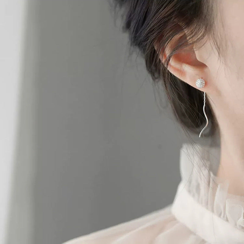 Classic Earring with Timeless Appeal