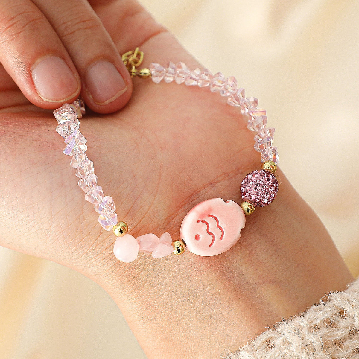 Charming Piece for Any Occasion