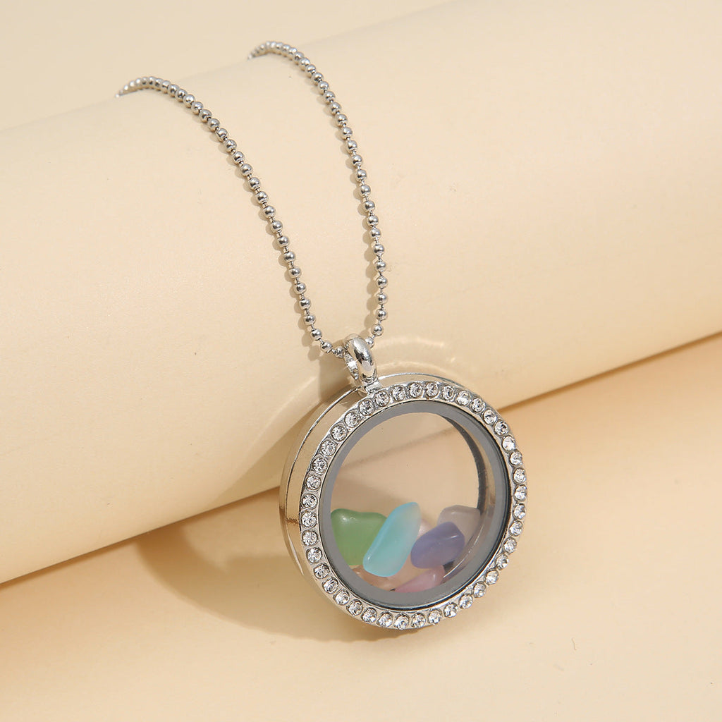 Beautiful Pendant with Unique Style