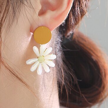 Delicate Artisan Silver Earring