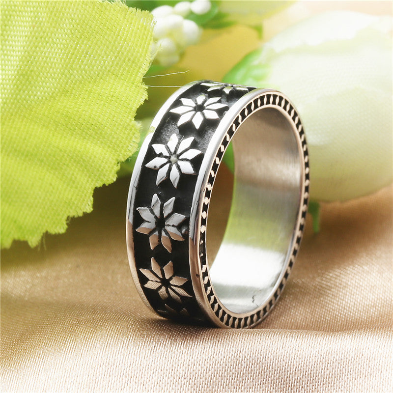 Beautiful Ring with Unique Style