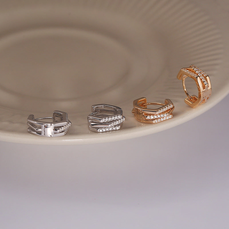 Classic Earring with Timeless Appeal