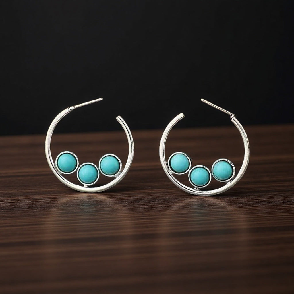 Charming Earring for Any Occasion