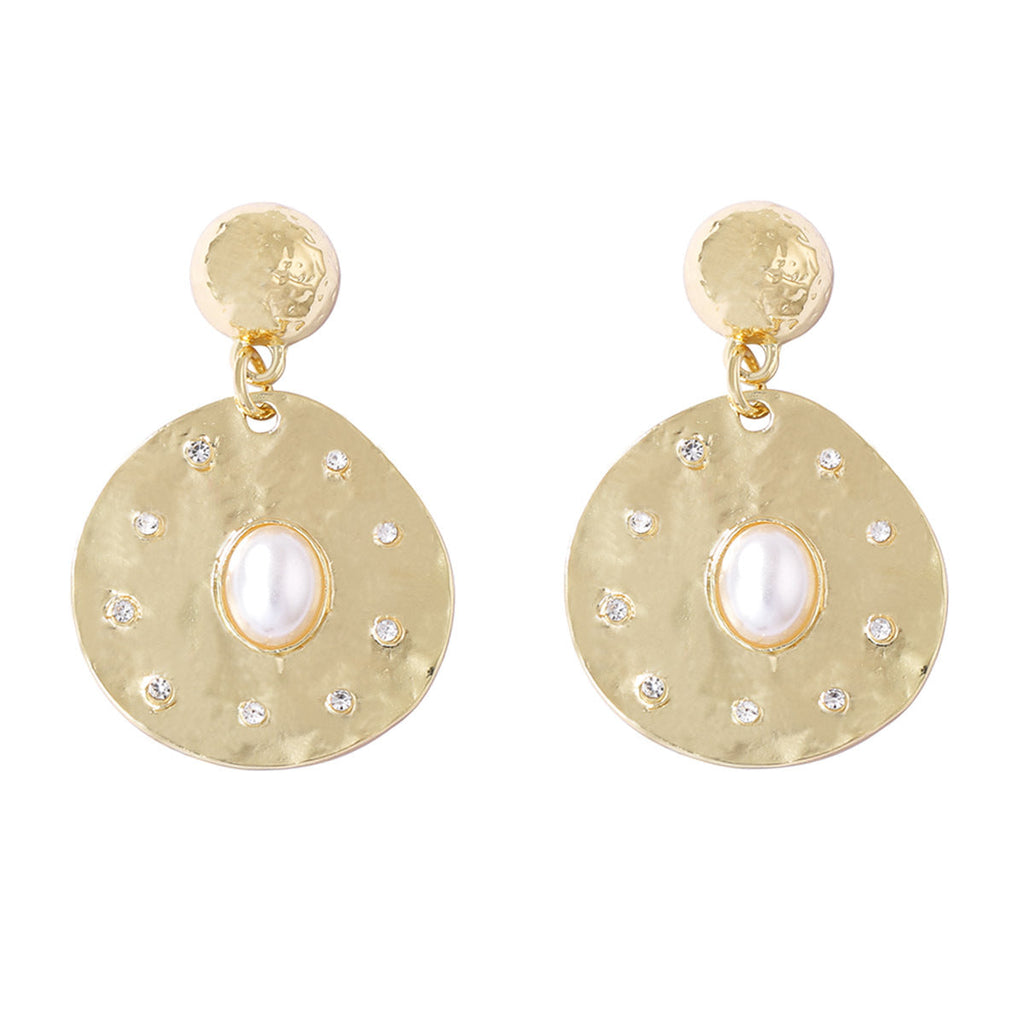 Charming Piece for Any Occasion
