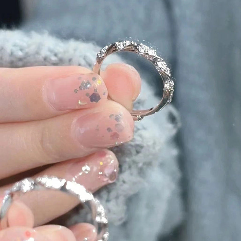 Beautiful Ring with Unique Style