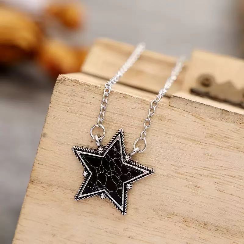 Stunning Pendant for Daily Wear