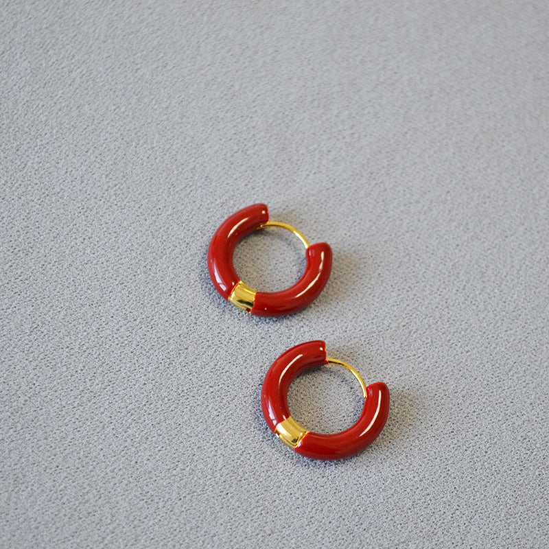 Romantic Gold Earring for Special Moments